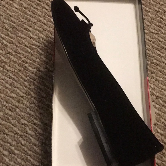 NWT, NIB, Black Velvet Ballerina Flats, 8M,comfort footbeds,Brand New,Never worn - Picture 3 of 6